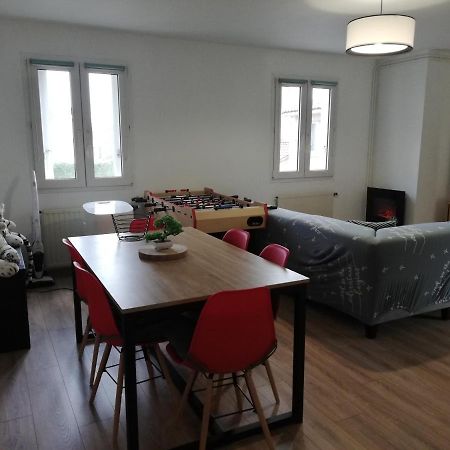 Grand T3 Avec Clim, Parking Et Terrasse Privative - Agen Apartment ภายนอก รูปภาพ