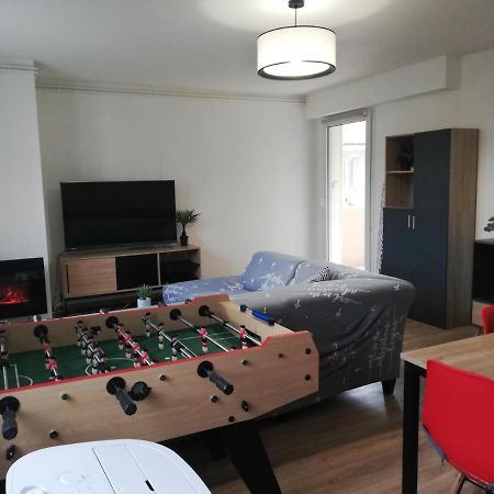 Grand T3 Avec Clim, Parking Et Terrasse Privative - Agen Apartment ภายนอก รูปภาพ